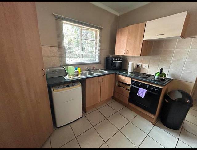2 BEDROOM APARTMENT FOR SALE IN SUMMERFIELDS ESTATE